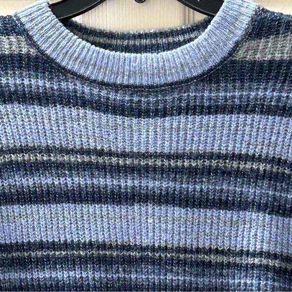 a.n.a. a new approach Blue Striped Knit Cropped Sweater Size XS - Picture 4 of 8